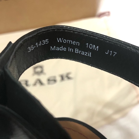 NWB Trask Parker Black Stacked Heel Slingback Sandals - Picture 6 of 6